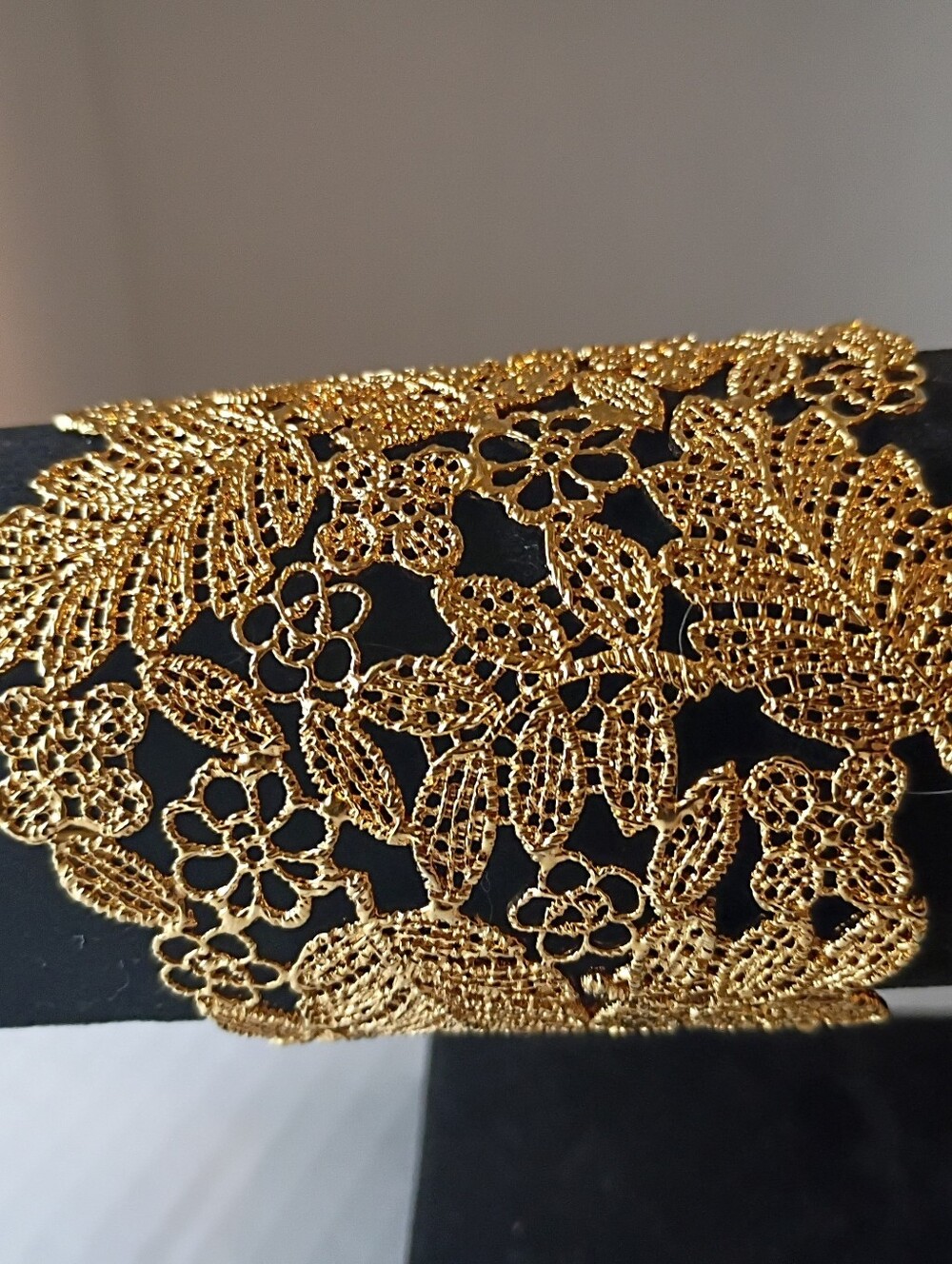 Stella And Dot "Chantilly Lace" Cuff Bracelet